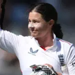 England vs India: Heather Knight and Tammy Beaumont fall cheaply as hosts face huge defeat