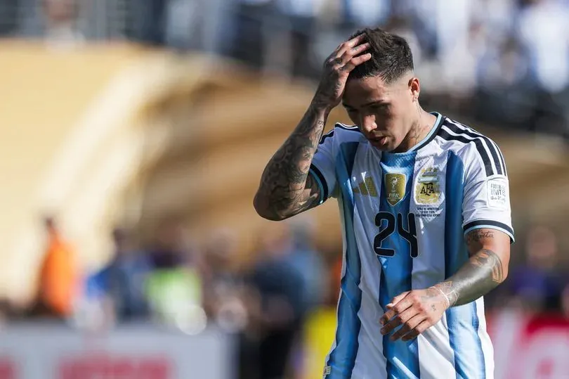 METLIFE STADIUM, EAST RUTHERFORD, NEW JERSEY, UNITED STATES - 2026/07/19: Enzo Fernandez of Argentina looks dejected as he leaves the pitch after being sent off by the referee during the FIFA World Cup 2026 final football match between Spain and Argentina. Spain won 1-0 over Argentina after extra time. (Photo by Nicolò Campo/LightRocket via Getty Images)